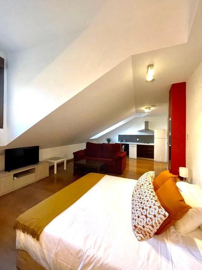 Apartamentos San Antonio Aranda de Duero Exteriör bild