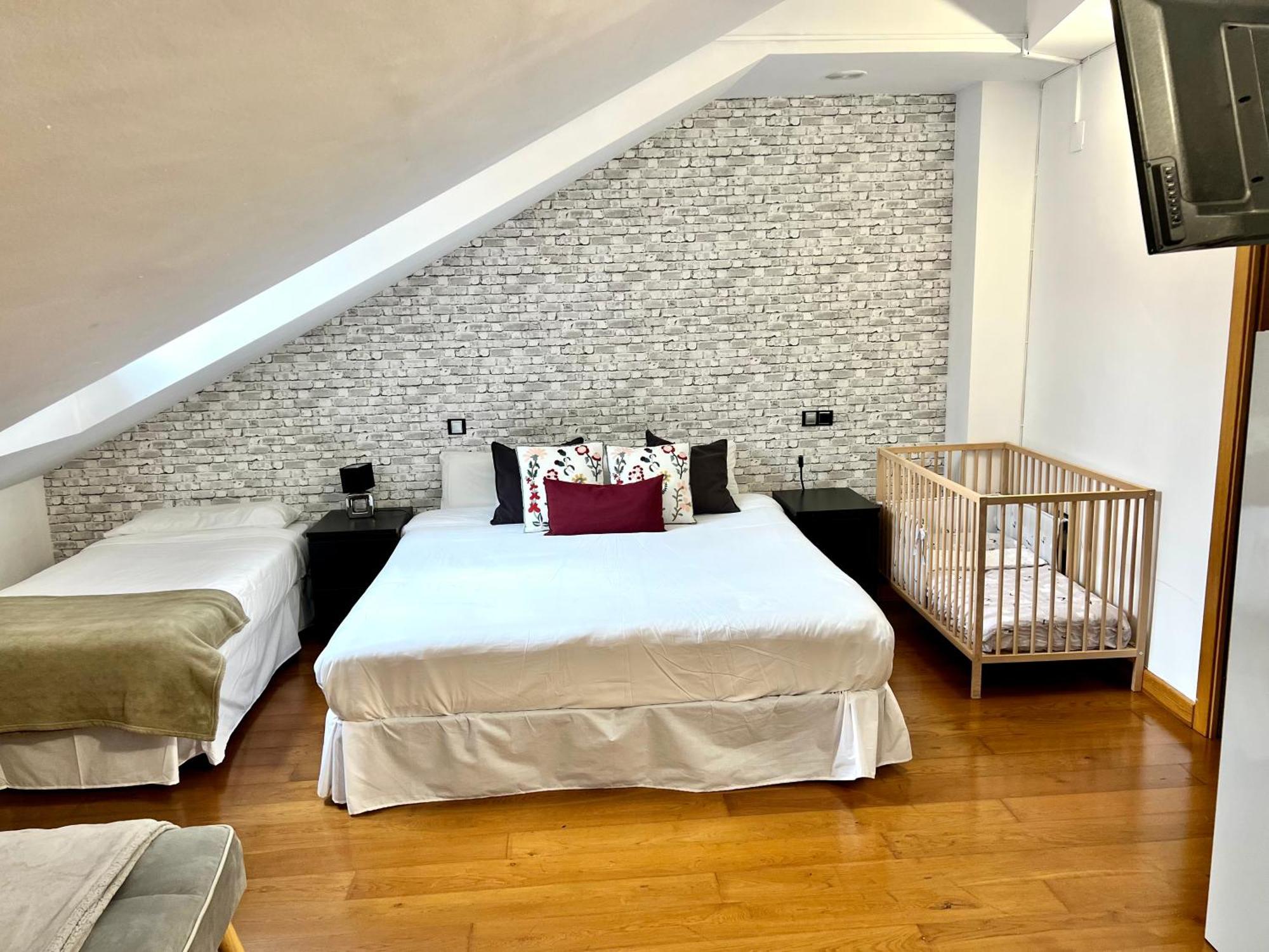 Apartamentos San Antonio Aranda de Duero Exteriör bild